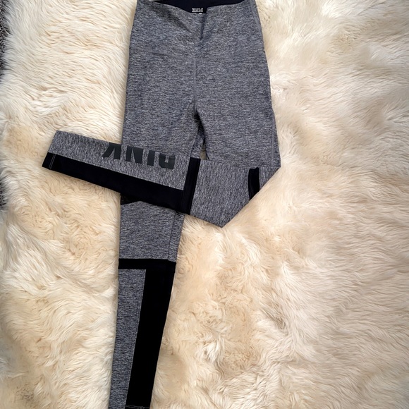 Victoria’s Secret PINK Ultimate High Rise Legging - Picture 1 of 6